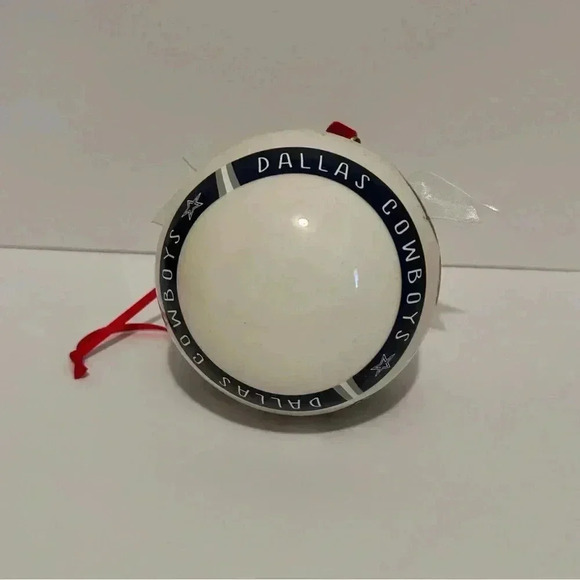 Dallas Cowboys NFL Ceramic Ornament - Picture 4 of 5